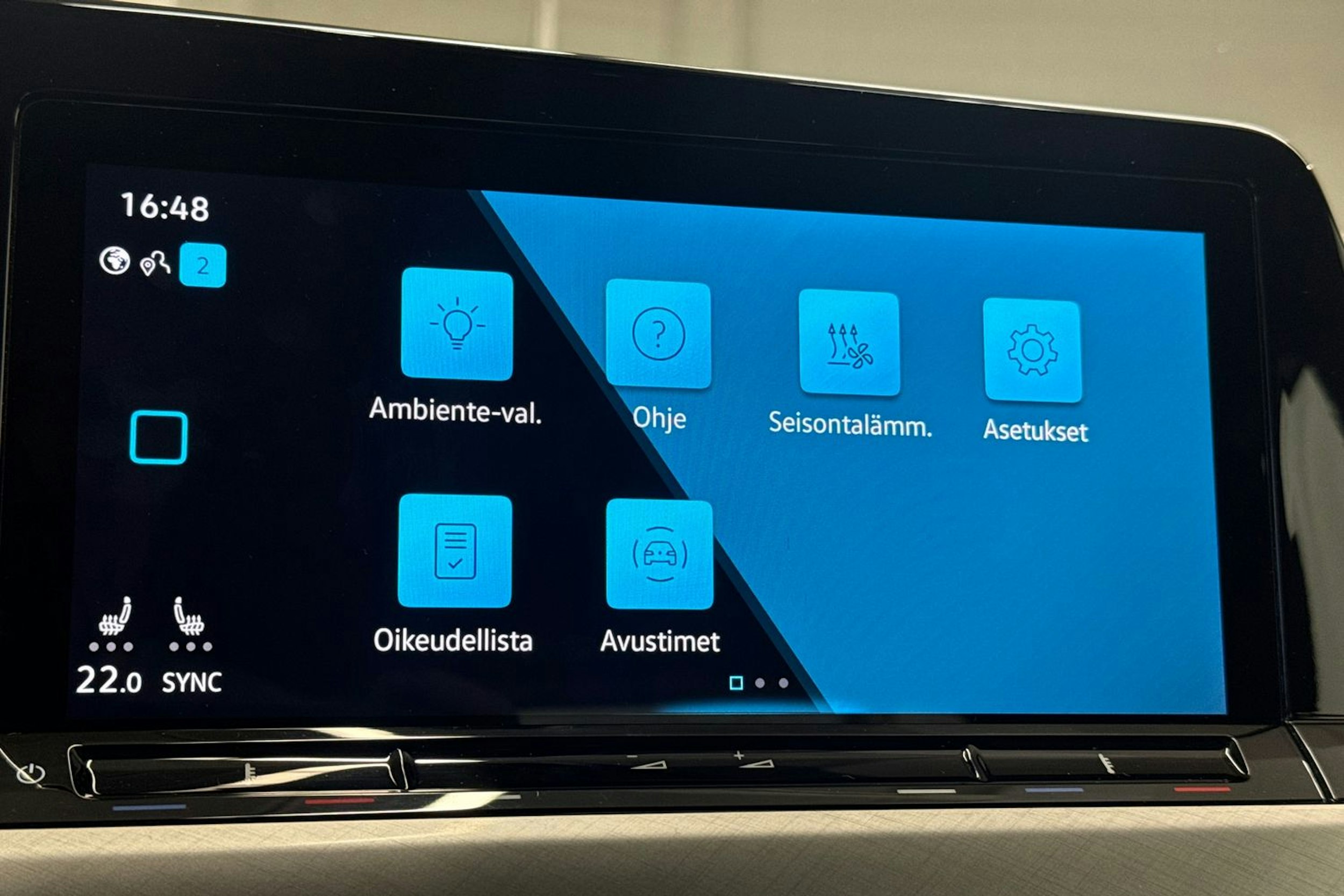 harmaa Volkswagen Golf 2020 kuva 29.