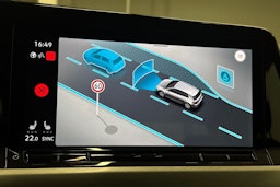 harmaa Volkswagen Golf 2020 kuva 32.