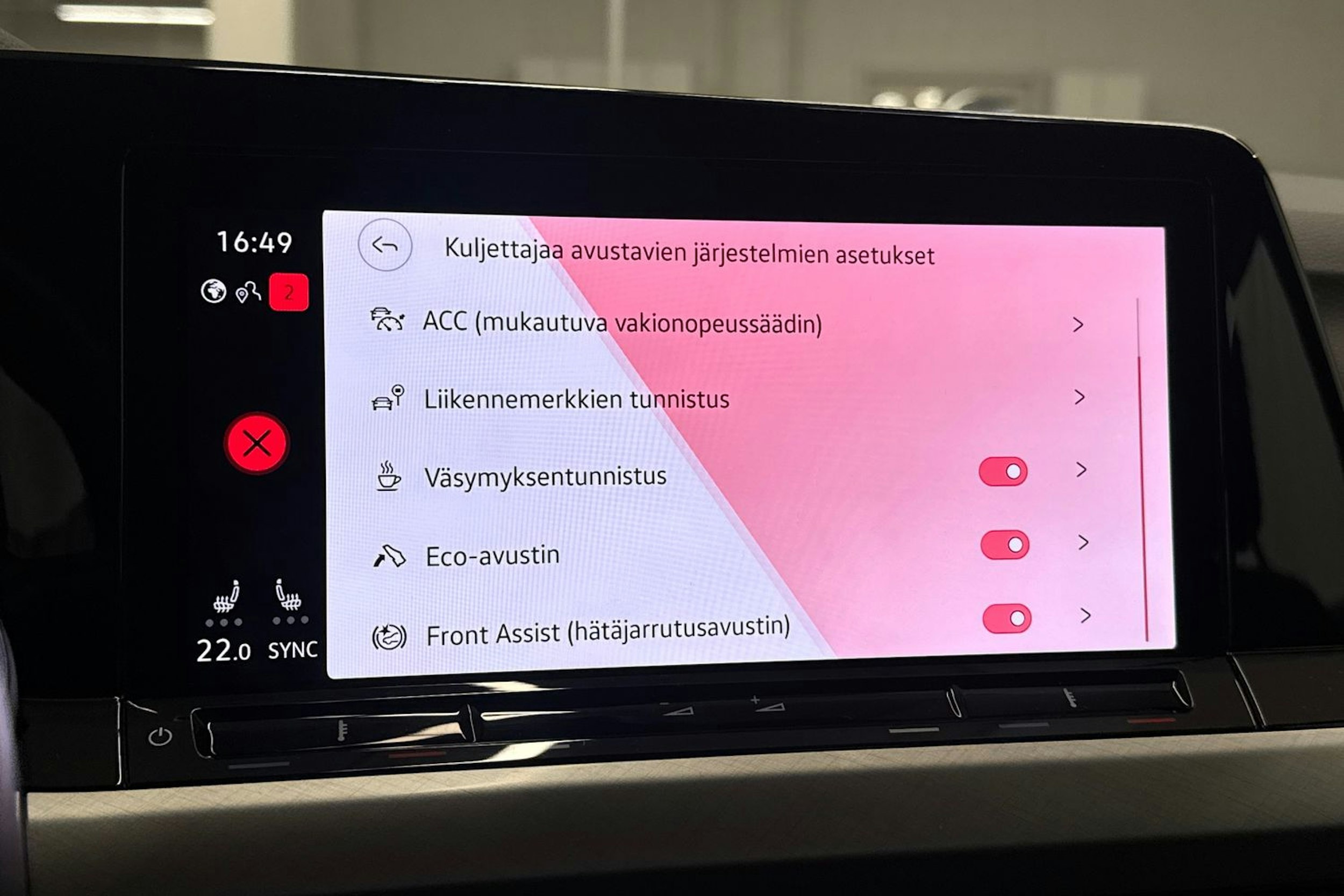 harmaa Volkswagen Golf 2020 kuva 34.