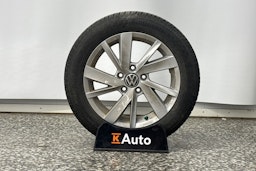 harmaa Volkswagen Golf 2020 kuva 40.