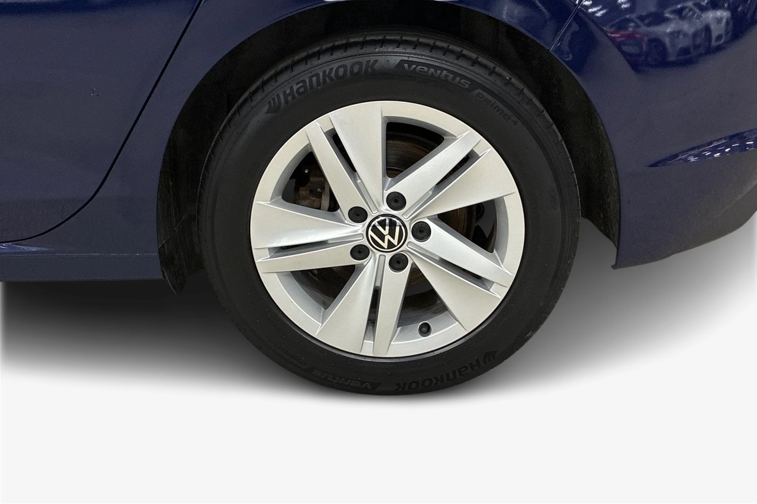 sininen Volkswagen Golf 2020 kuva 9.