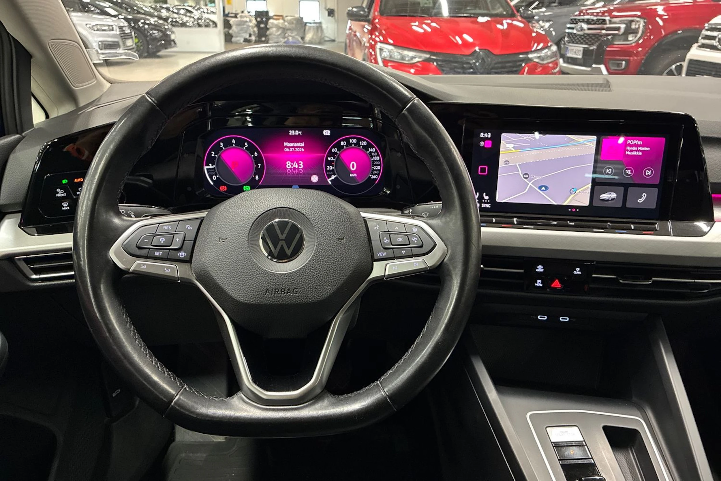 sininen Volkswagen Golf 2020 kuva 11.