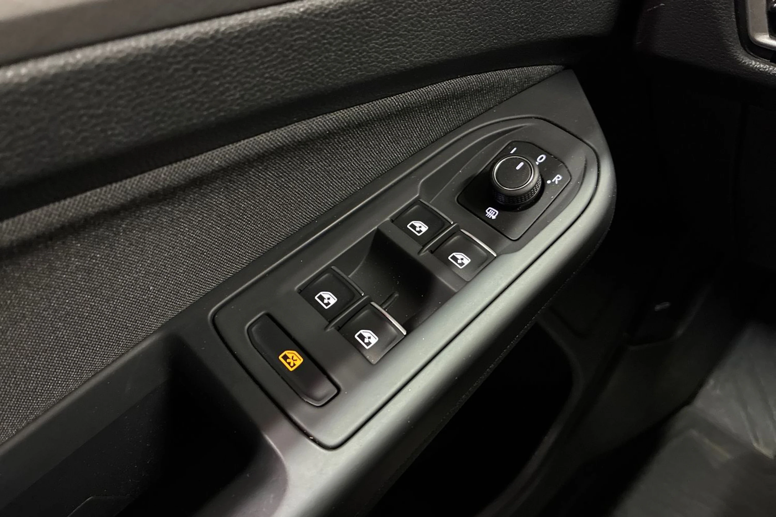 sininen Volkswagen Golf 2020 kuva 17.
