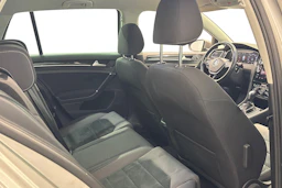 harmaa Volkswagen Golf 2020 kuva 9.