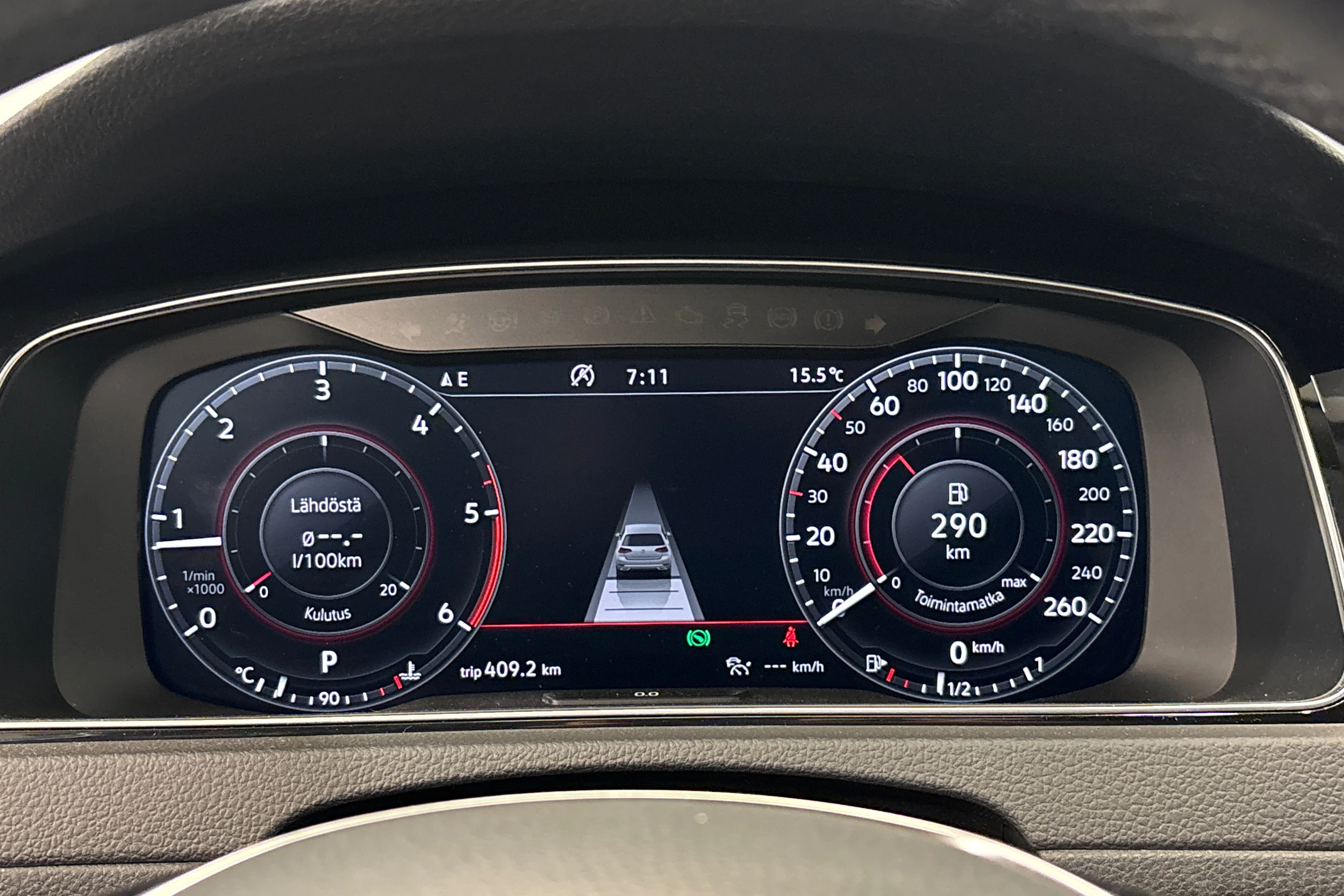 harmaa Volkswagen Golf 2020 kuva 16.
