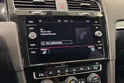 harmaa Volkswagen Golf 2020 kuva 19.