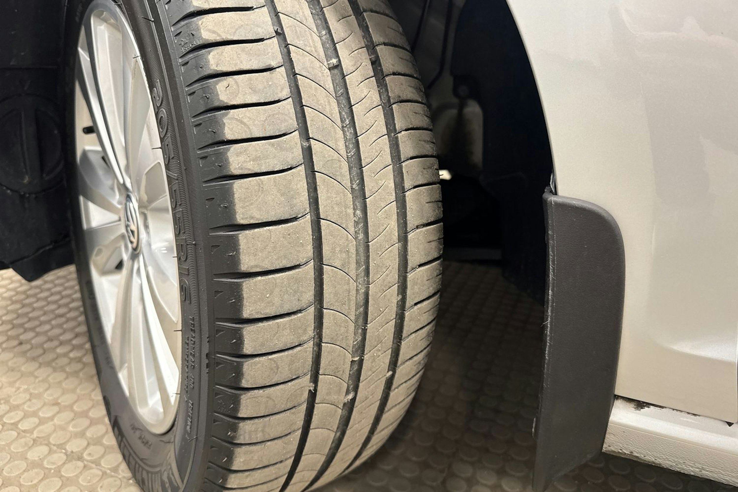 hopea Volkswagen Golf 2020 kuva 14.