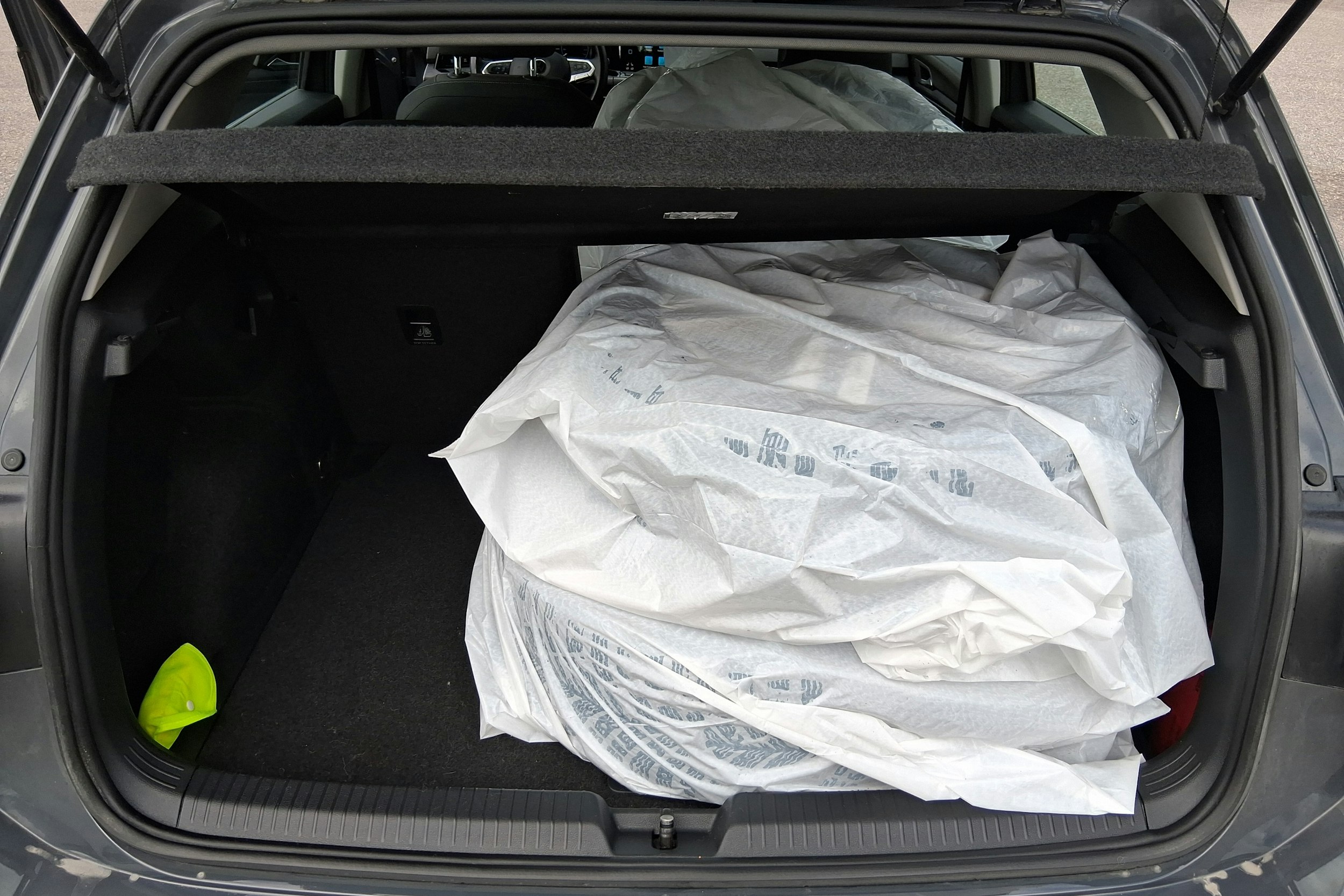 harmaa Volkswagen Golf 2020 kuva 16.