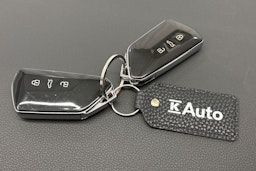 valkoinen Volkswagen Golf 2020 kuva 26.