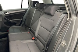 Harmaa Volkswagen GOLF 2020 kuva 10.
