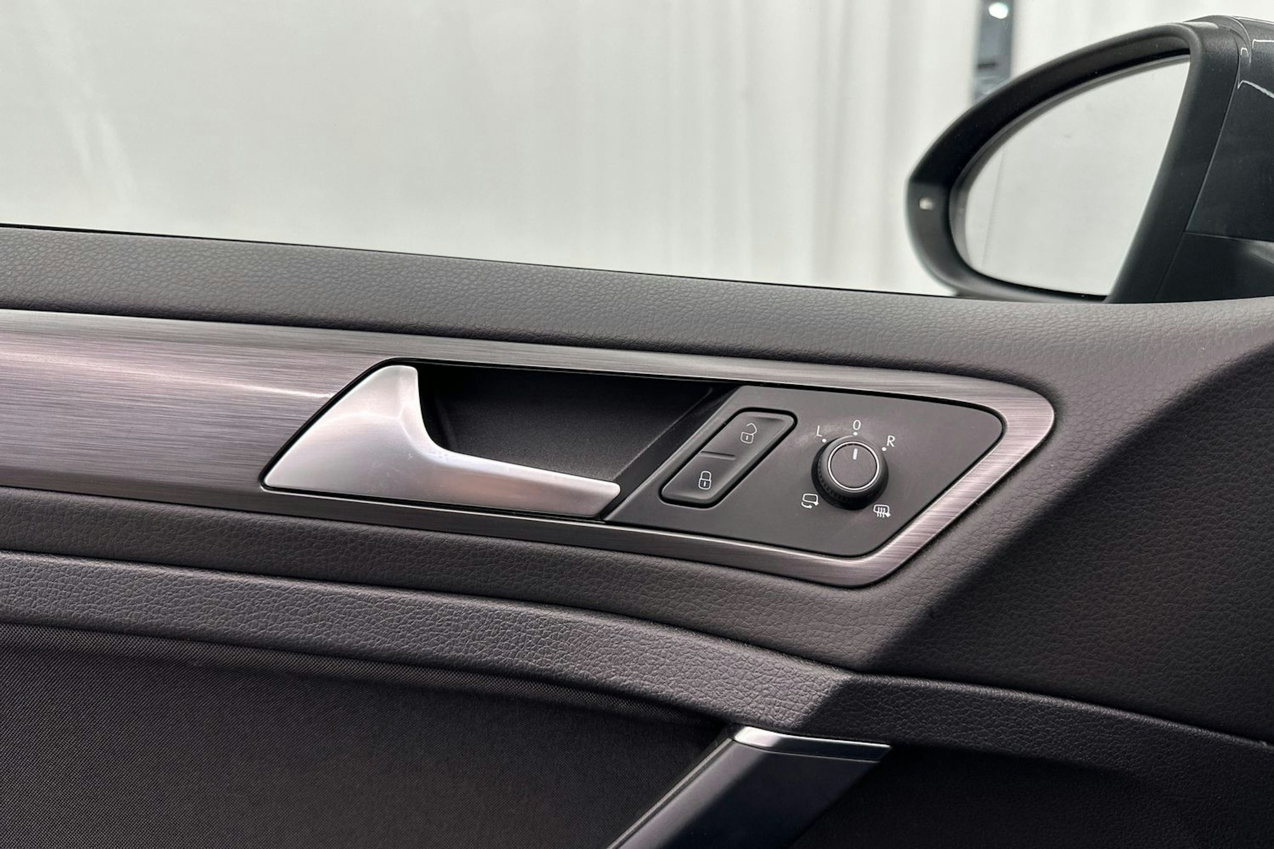 Harmaa Volkswagen GOLF 2020 kuva 14.