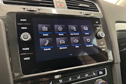 Harmaa Volkswagen GOLF 2020 kuva 22.