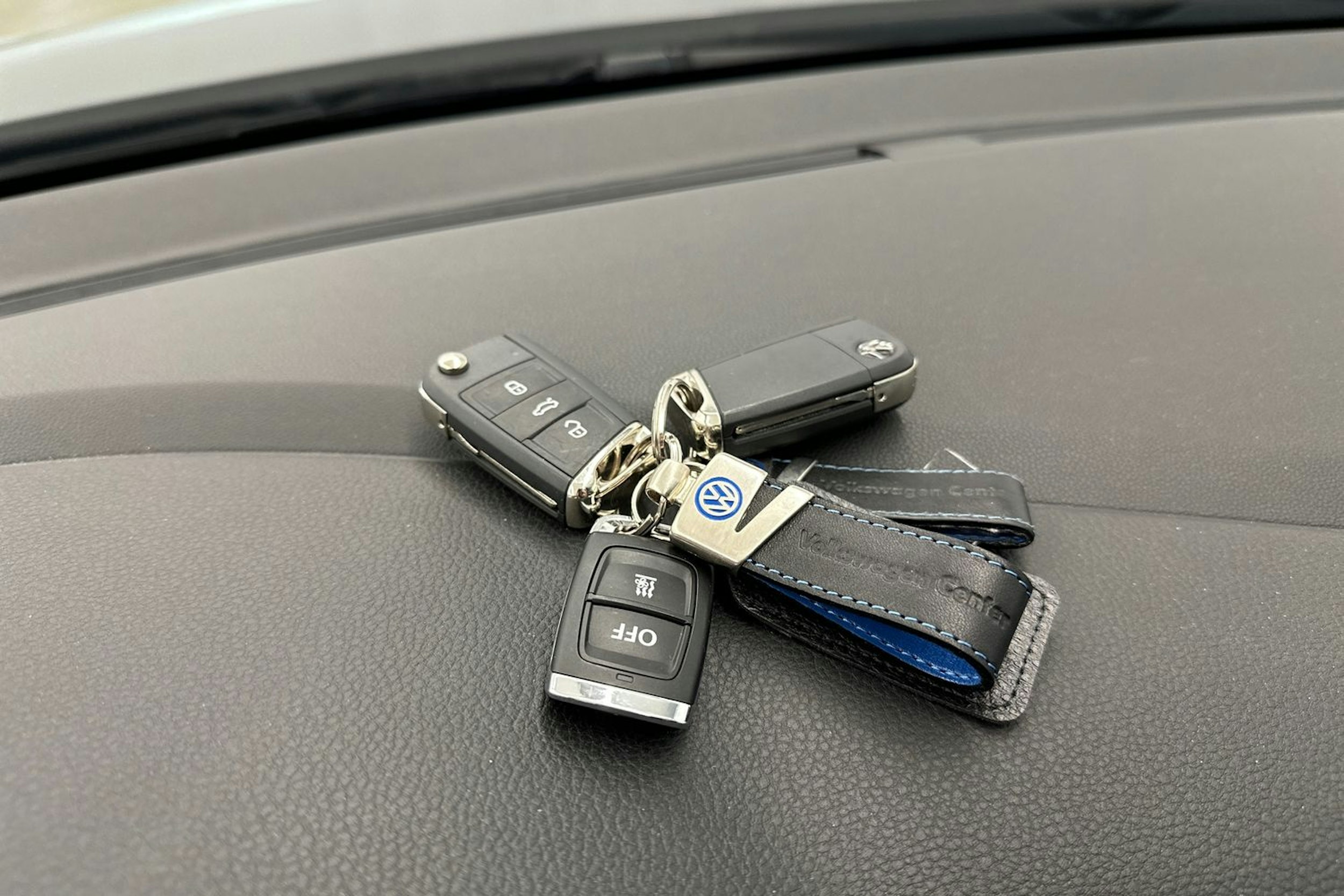 Harmaa Volkswagen GOLF 2020 kuva 26.