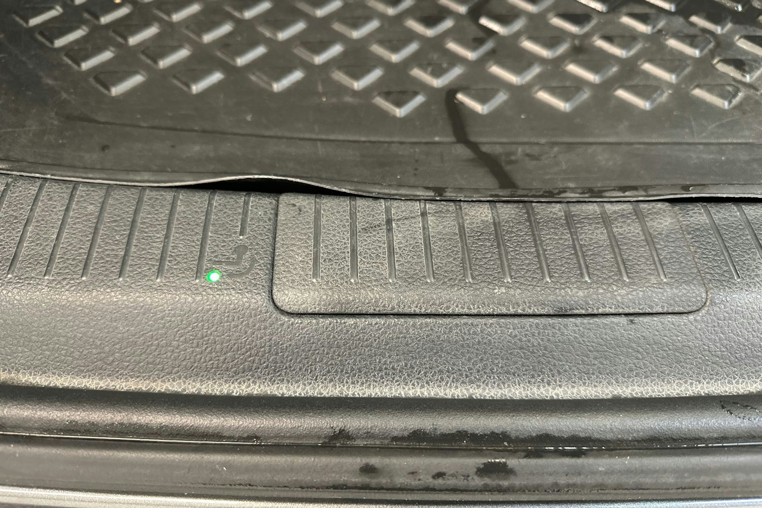 Harmaa Volkswagen GOLF 2020 kuva 28.