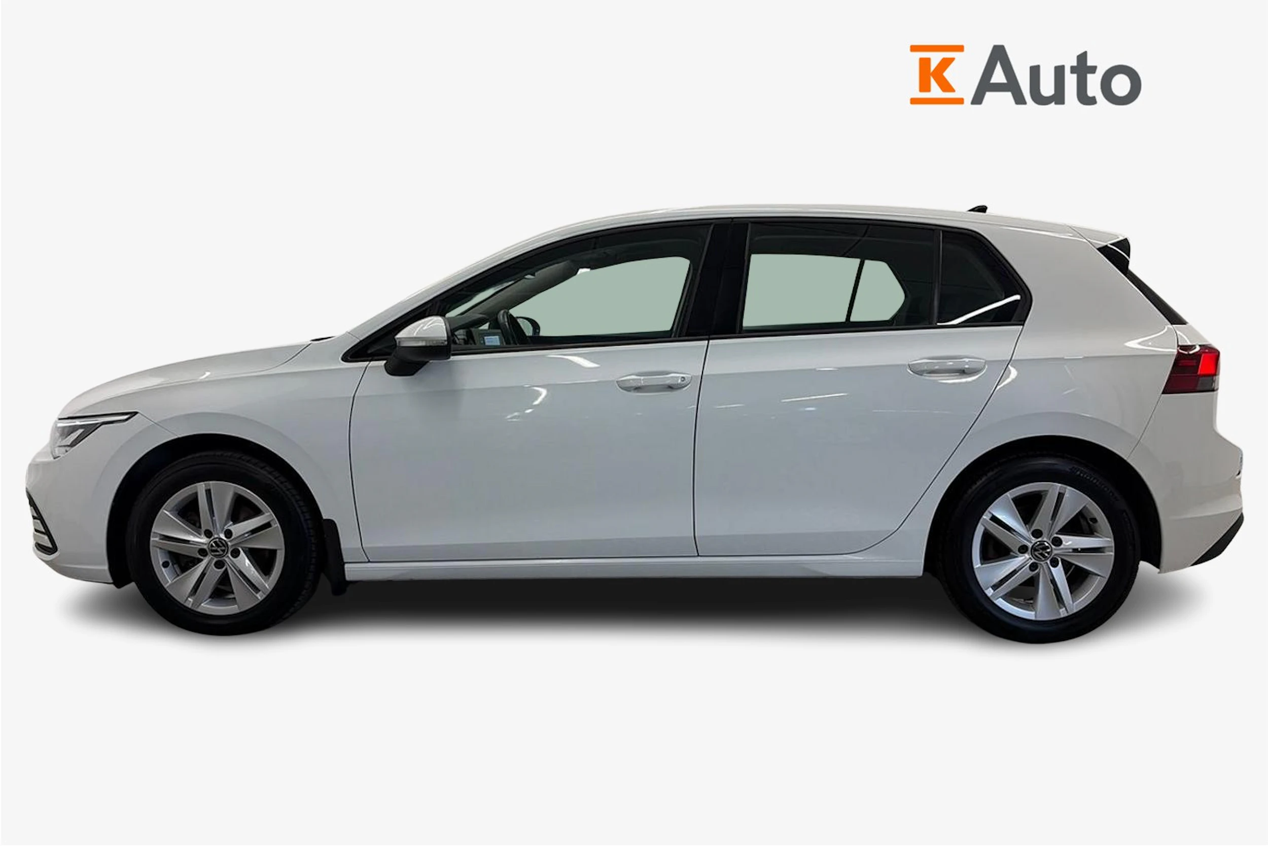 valkoinen Volkswagen Golf 2020 kuva 5.