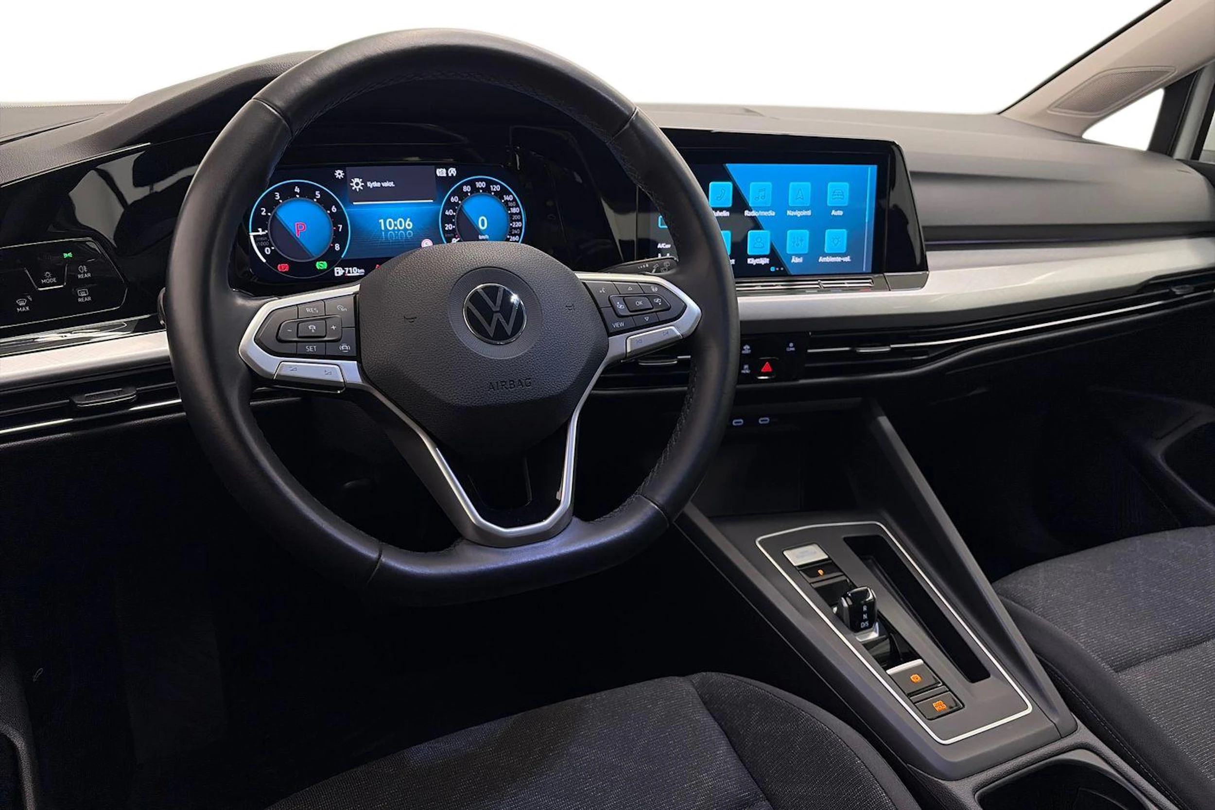 valkoinen Volkswagen Golf 2020 kuva 6.