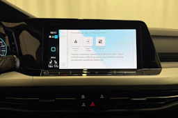 valkoinen Volkswagen Golf 2020 kuva 18.