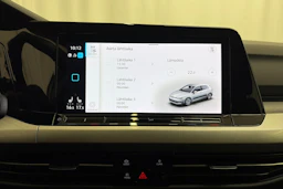valkoinen Volkswagen Golf 2020 kuva 22.