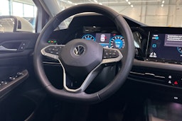 valkoinen Volkswagen Golf 2020 kuva 15.