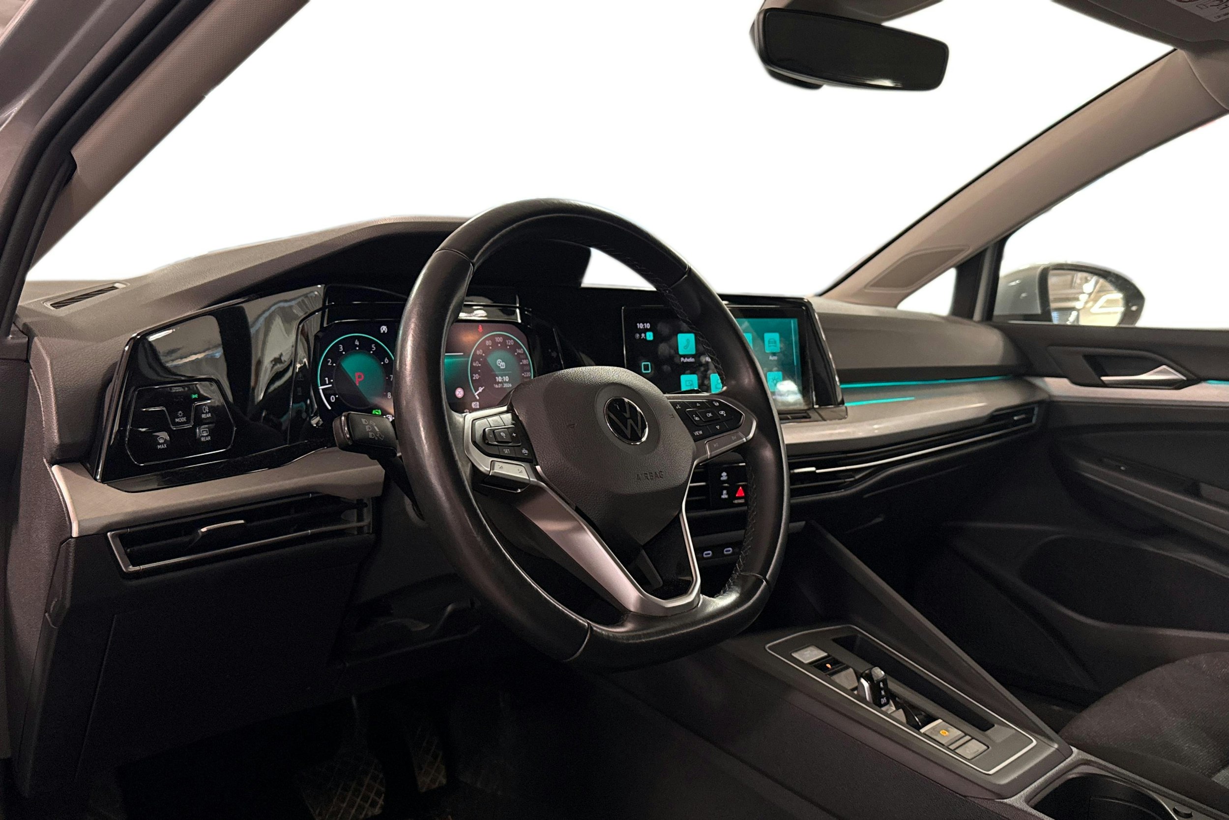 met. hopea Volkswagen Golf 2021 kuva 3.