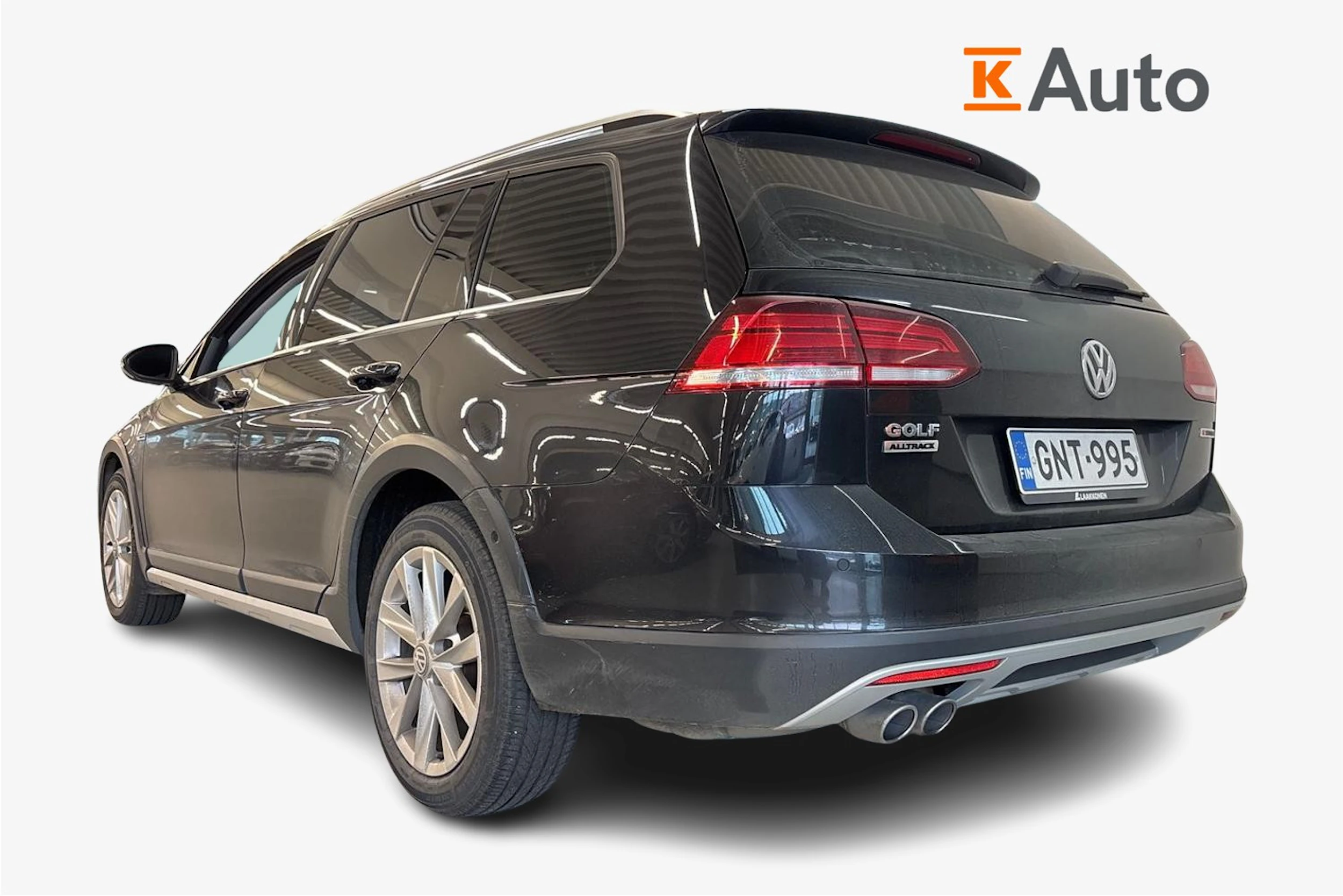 musta Volkswagen Golf 2020 kuva 2.