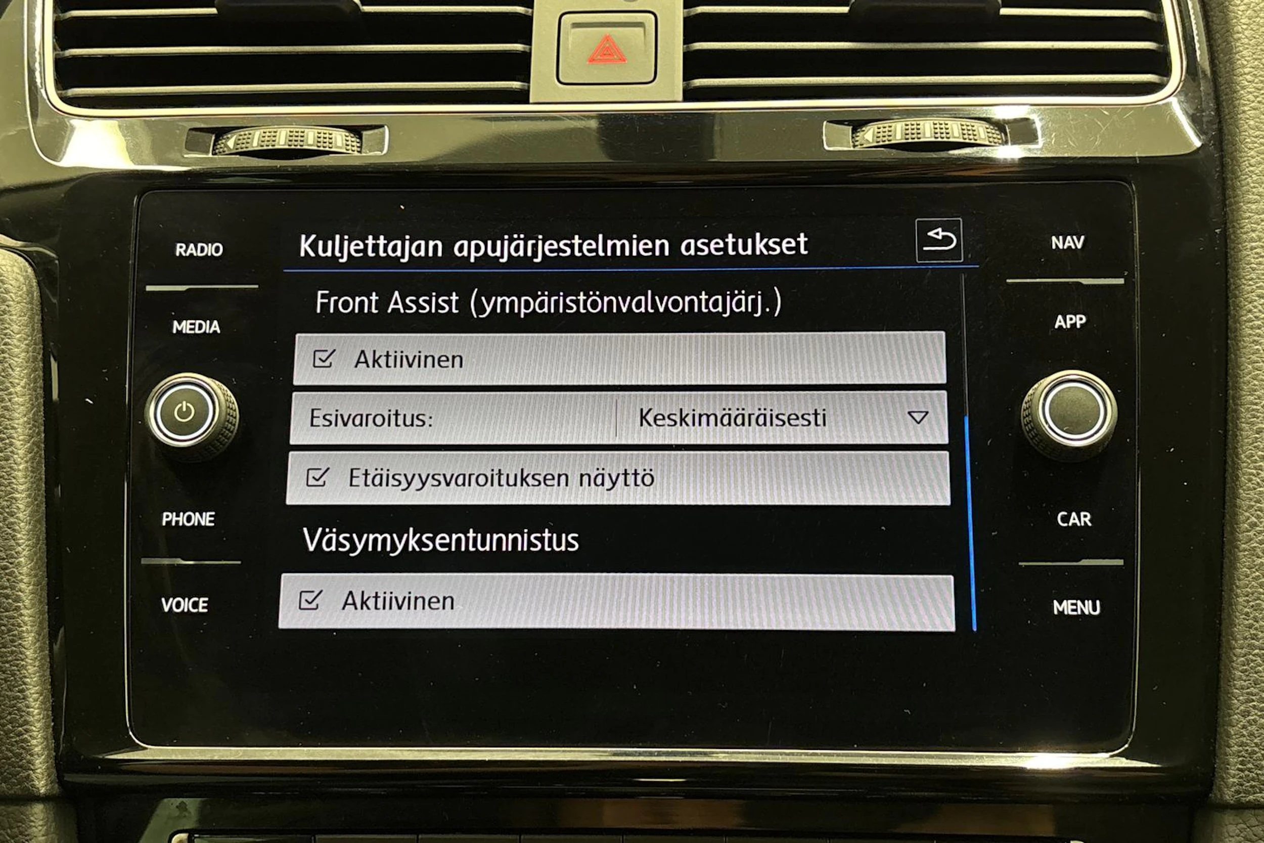 met. harmaa Volkswagen Golf 2020 kuva 18.