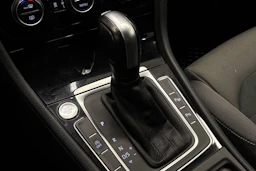 met. harmaa Volkswagen Golf 2020 kuva 22.