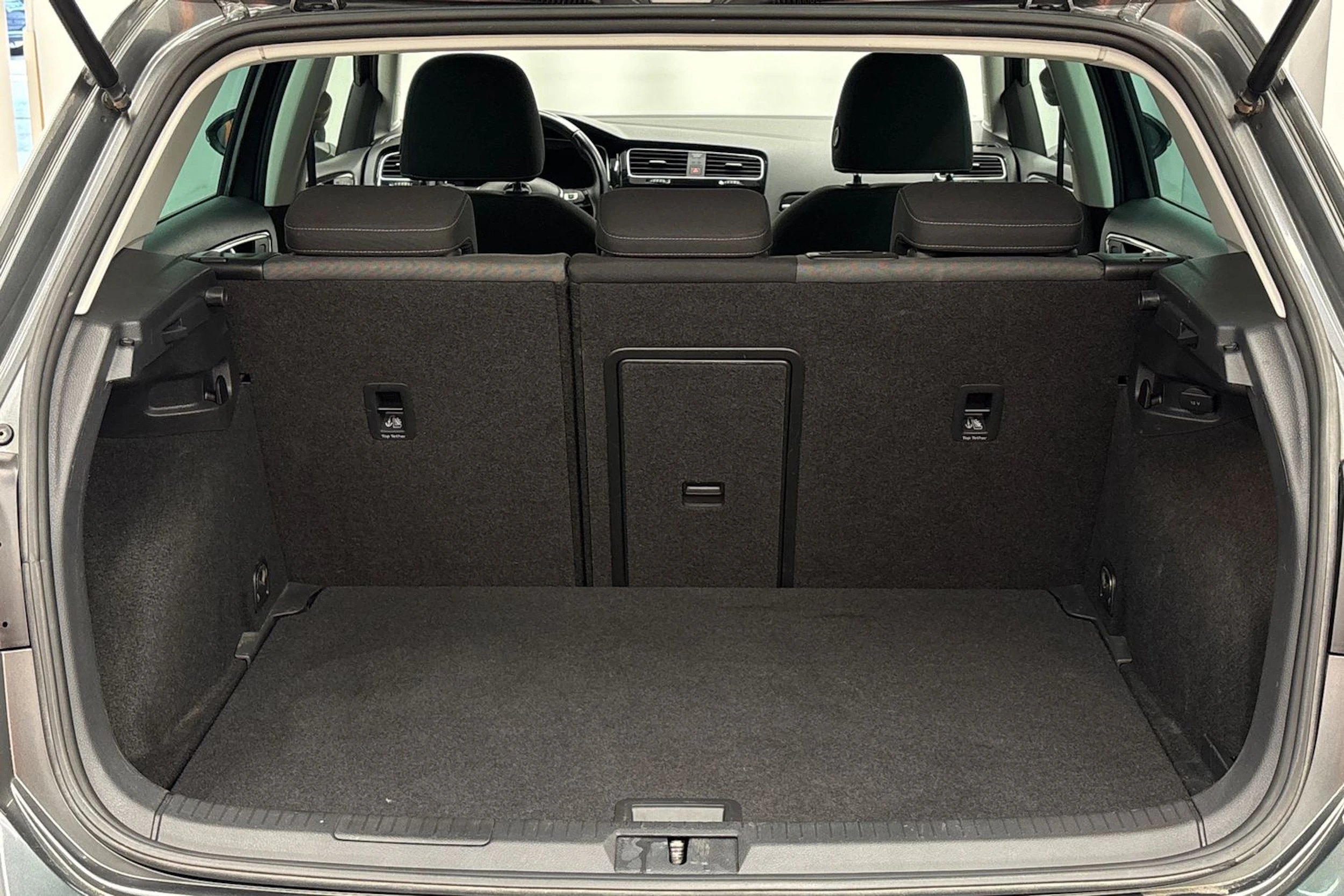 met. harmaa Volkswagen Golf 2020 kuva 23.