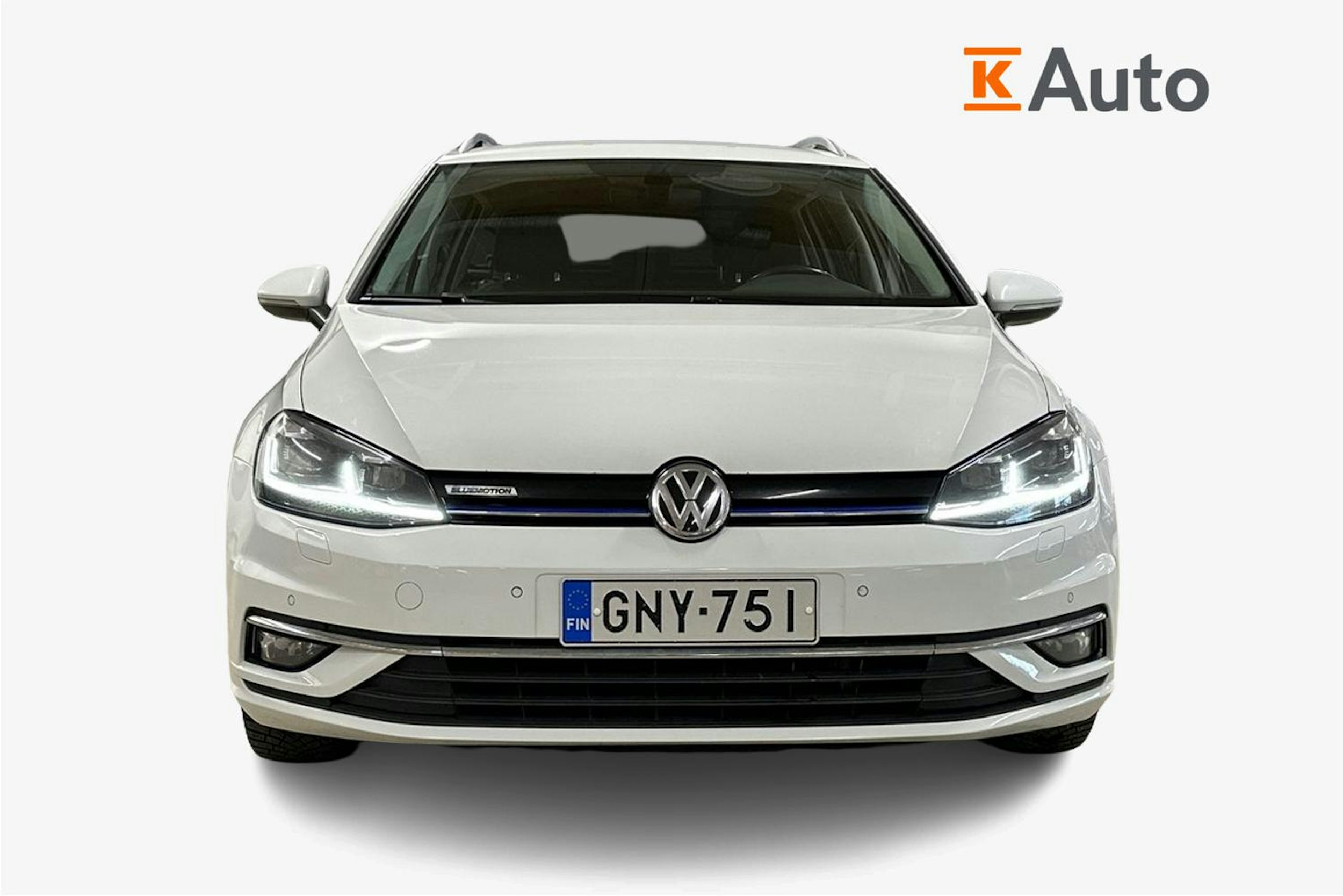 valkoinen Volkswagen Golf 2020 kuva 5.