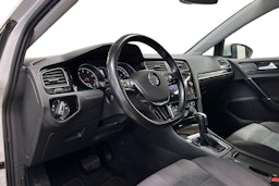 valkoinen Volkswagen Golf 2020 kuva 7.