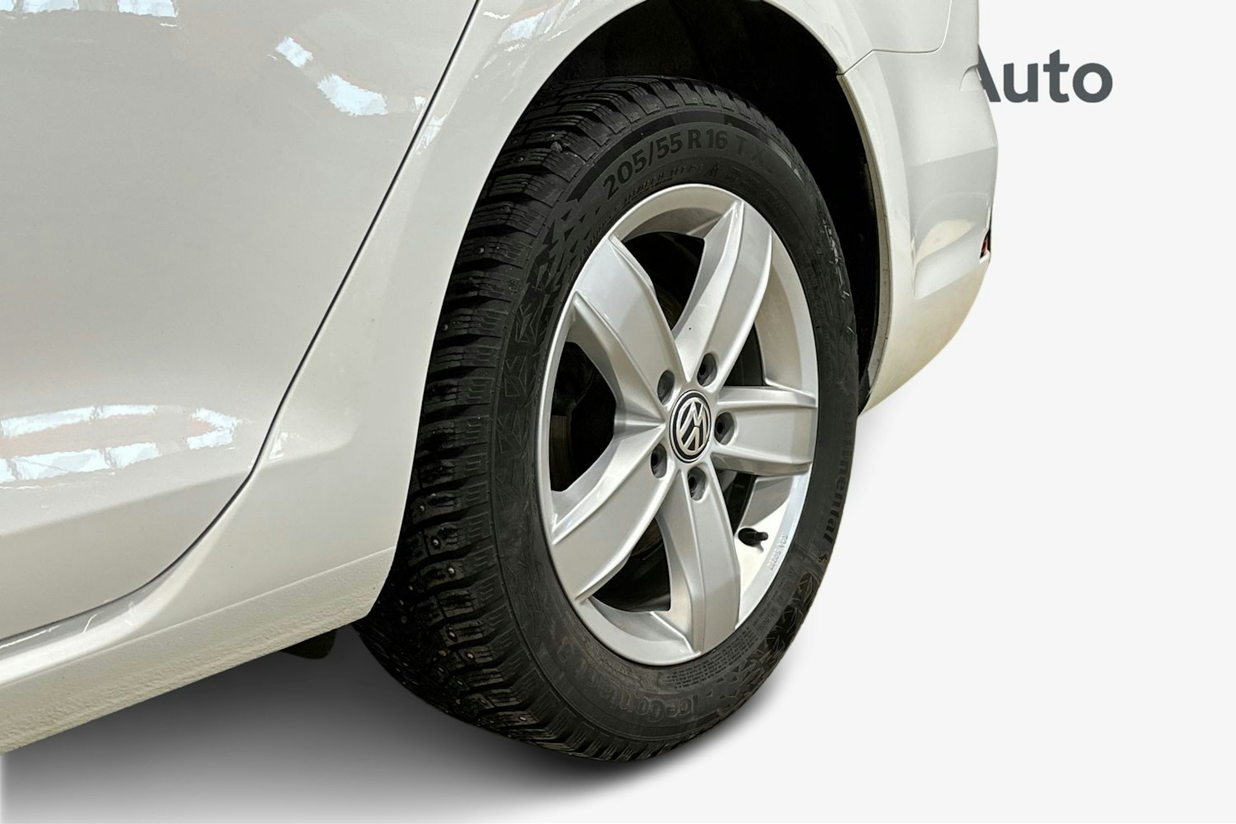 valkoinen Volkswagen Golf 2020 kuva 11.