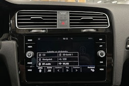 valkoinen Volkswagen Golf 2020 kuva 19.