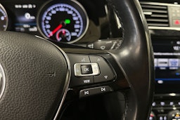 valkoinen Volkswagen Golf 2020 kuva 25.