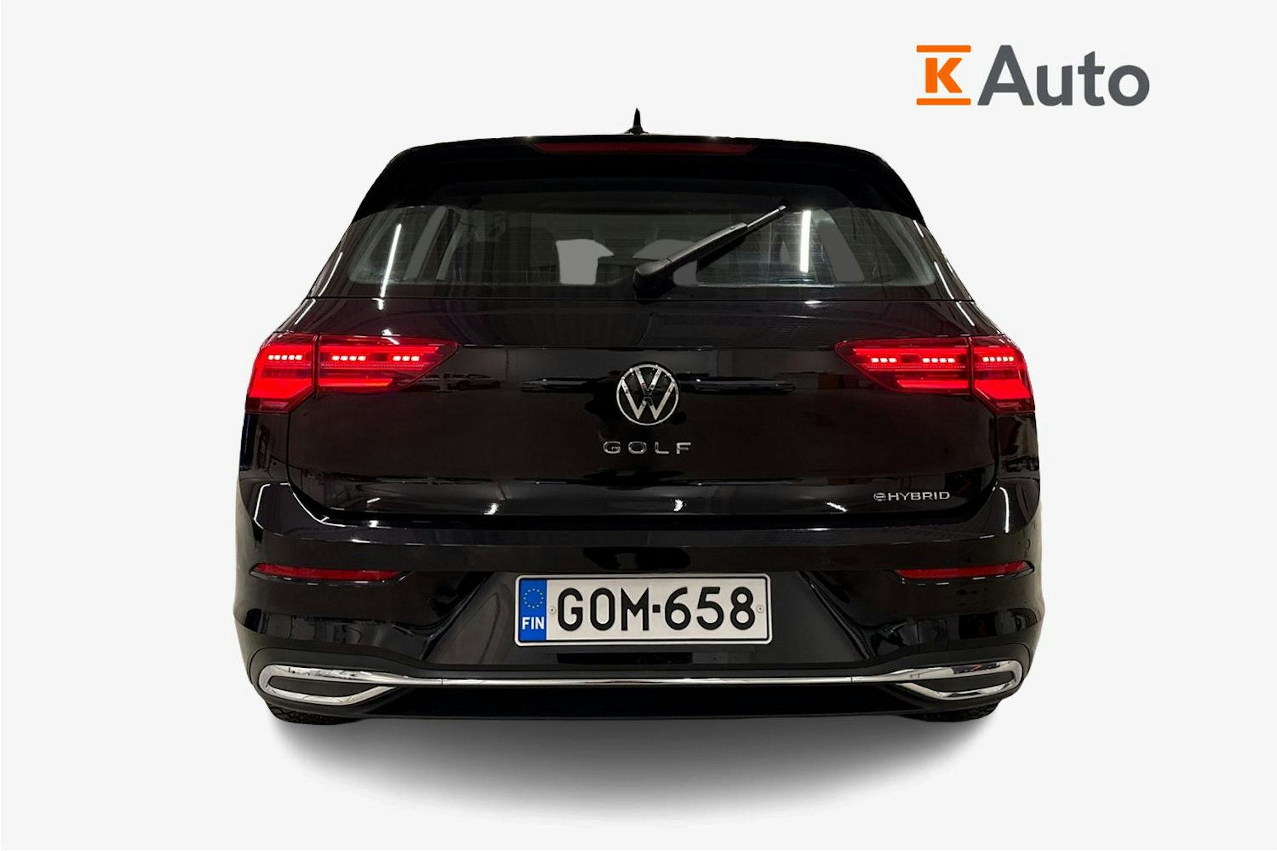 musta Volkswagen Golf 2021 kuva 3.