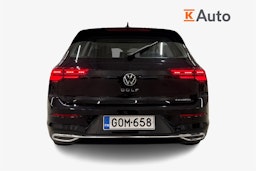 musta Volkswagen Golf 2021 kuva 3.