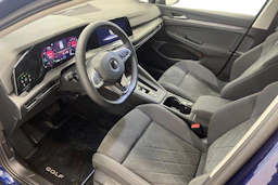 Sininen Volkswagen GOLF 2021 kuva 8.