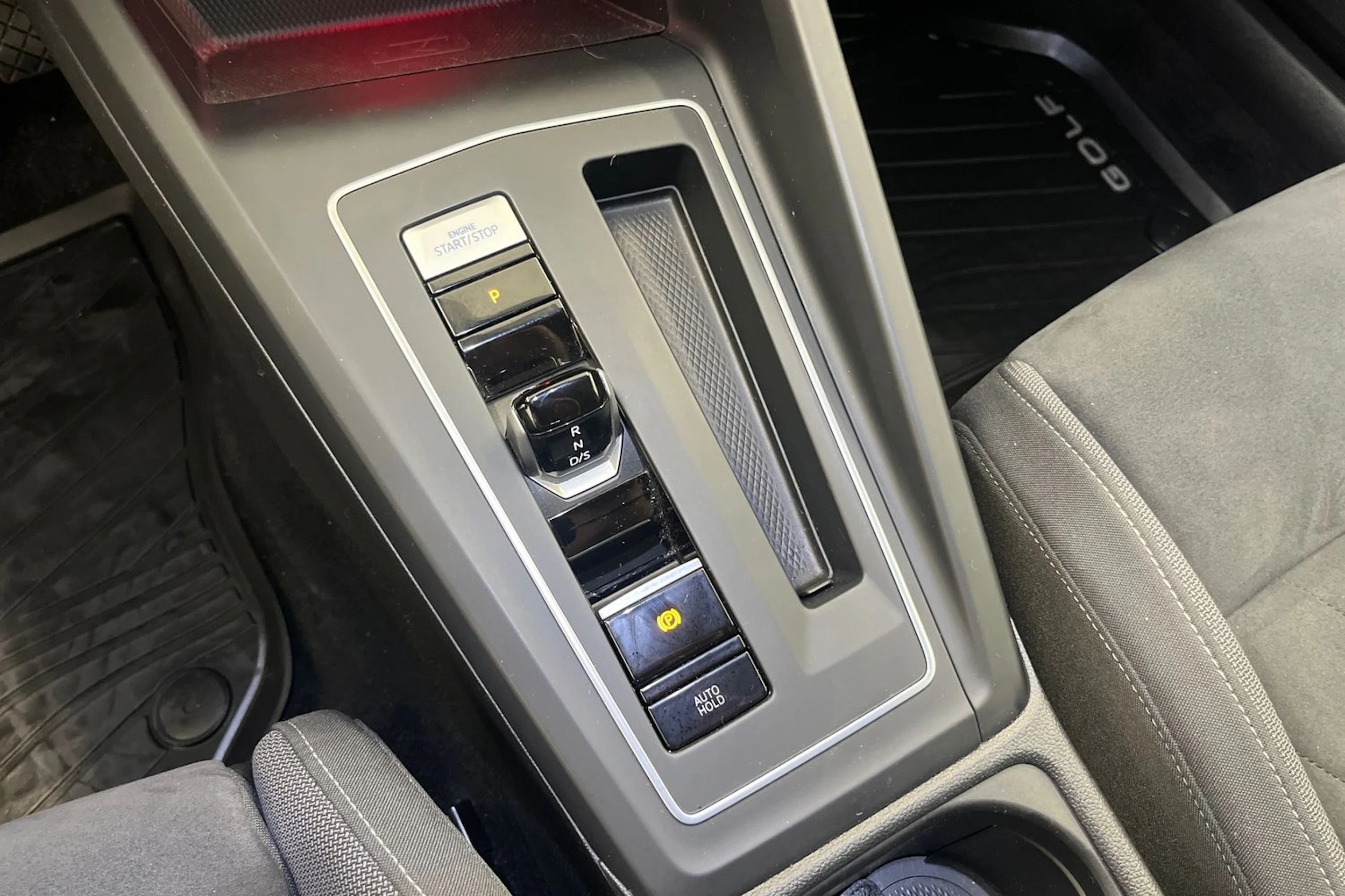 Sininen Volkswagen GOLF 2021 kuva 23.