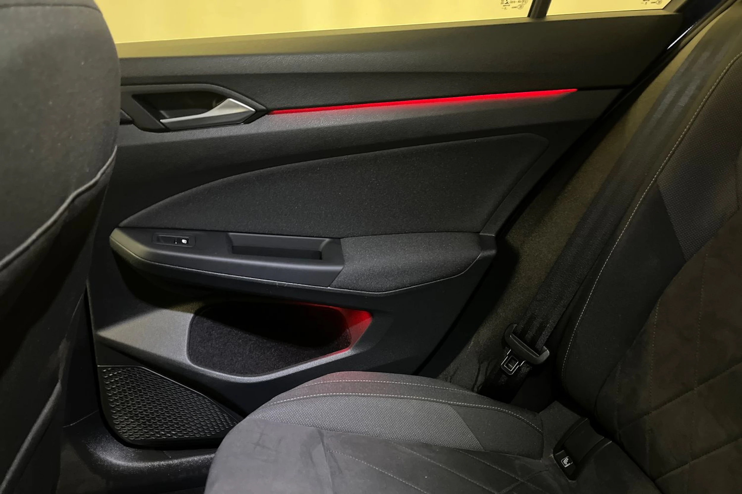 Sininen Volkswagen GOLF 2021 kuva 26.
