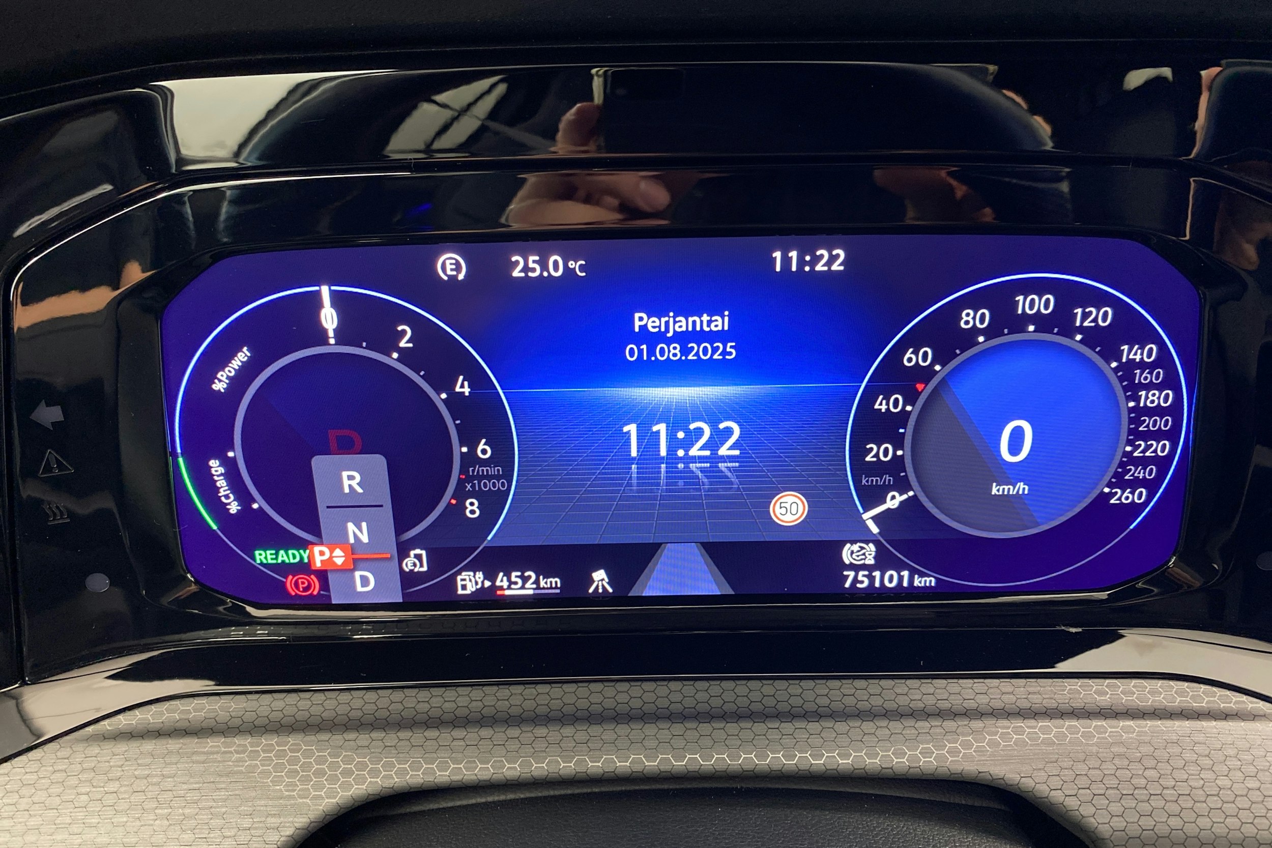 valkoinen Volkswagen Golf 2020 kuva 16.