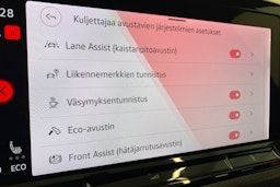 valkoinen Volkswagen Golf 2020 kuva 27.