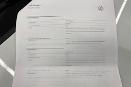 valkoinen Volkswagen Golf 2020 kuva 37.