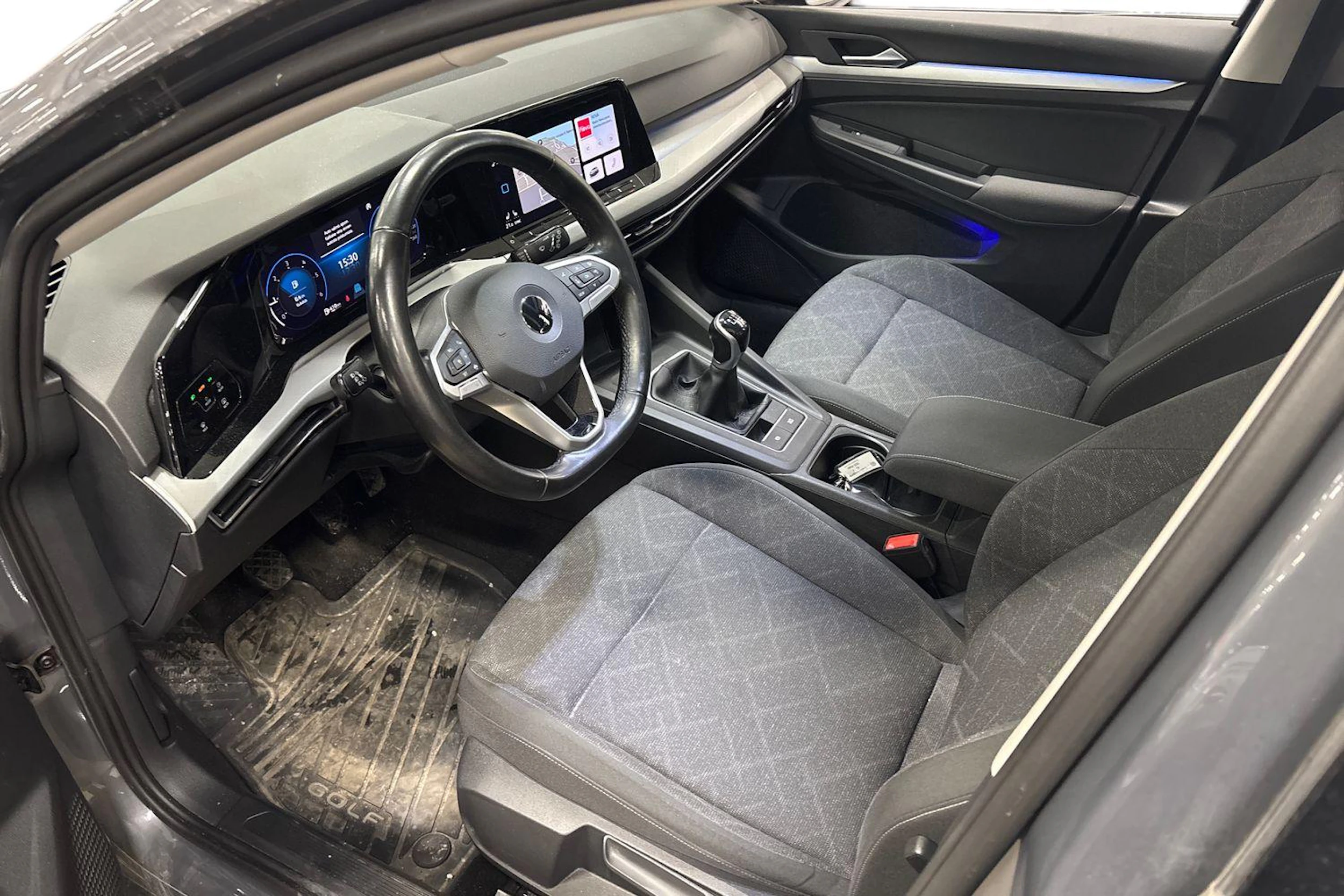 harmaa Volkswagen Golf 2020 kuva 3.