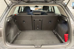 harmaa Volkswagen Golf 2020 kuva 11.
