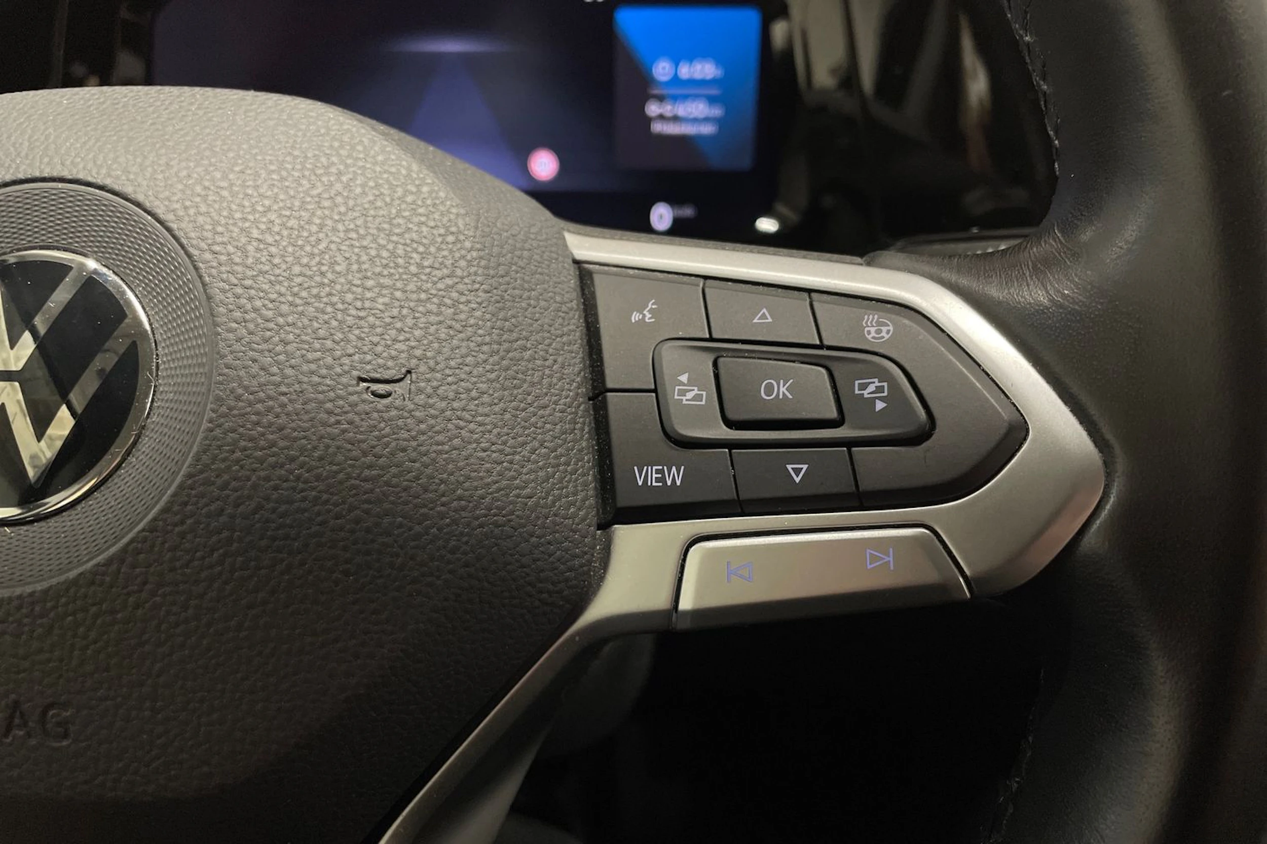 harmaa Volkswagen Golf 2020 kuva 21.
