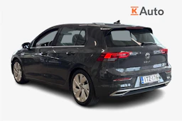 harmaa Volkswagen Golf 2020 kuva 2.