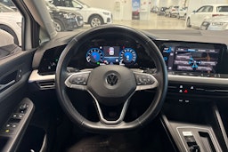 valkoinen Volkswagen Golf 2020 kuva 14.