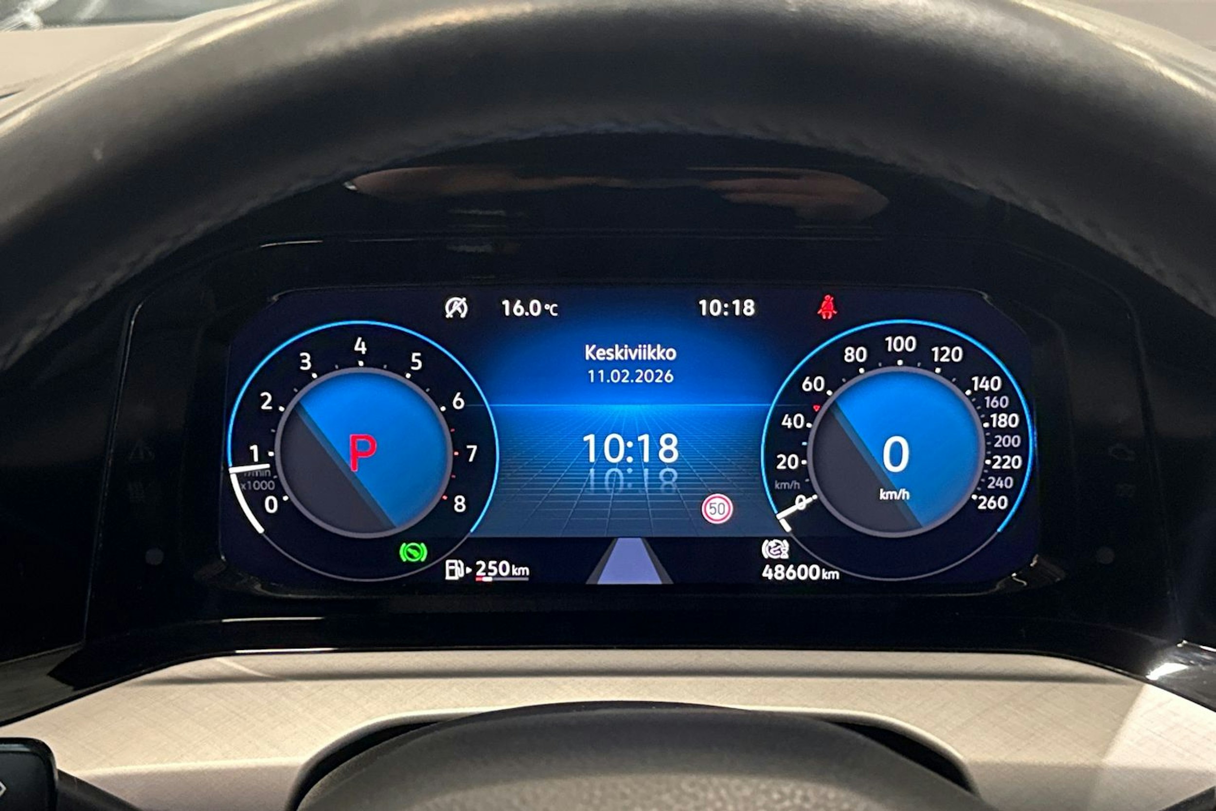 valkoinen Volkswagen Golf 2020 kuva 17.