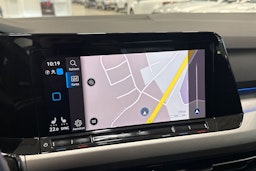 valkoinen Volkswagen Golf 2020 kuva 19.