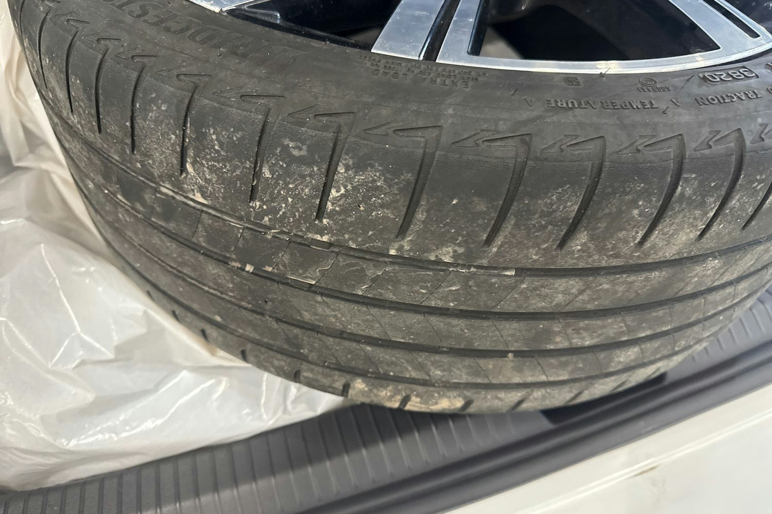 valkoinen Volkswagen Golf 2020 kuva 25.