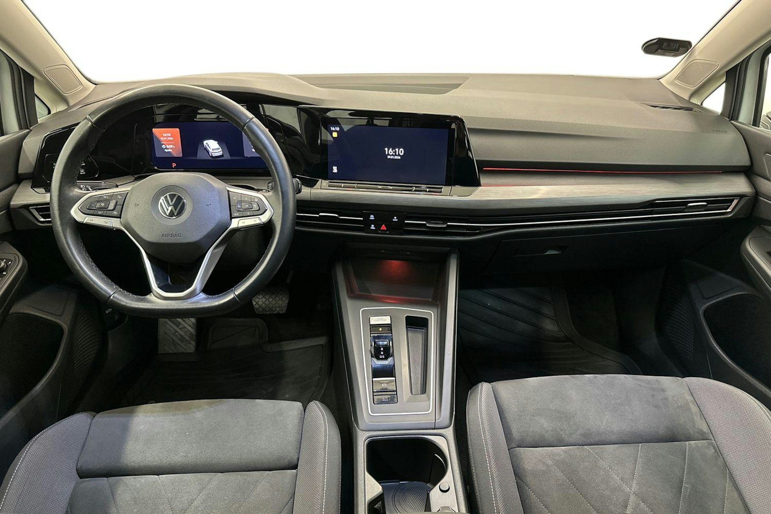 Valkoinen Volkswagen GOLF 2020 kuva 7.